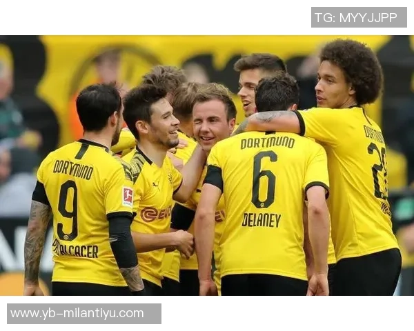 杜塞尔多夫正式签约多特蒙德年轻中锋保利纳转会费为40万欧元